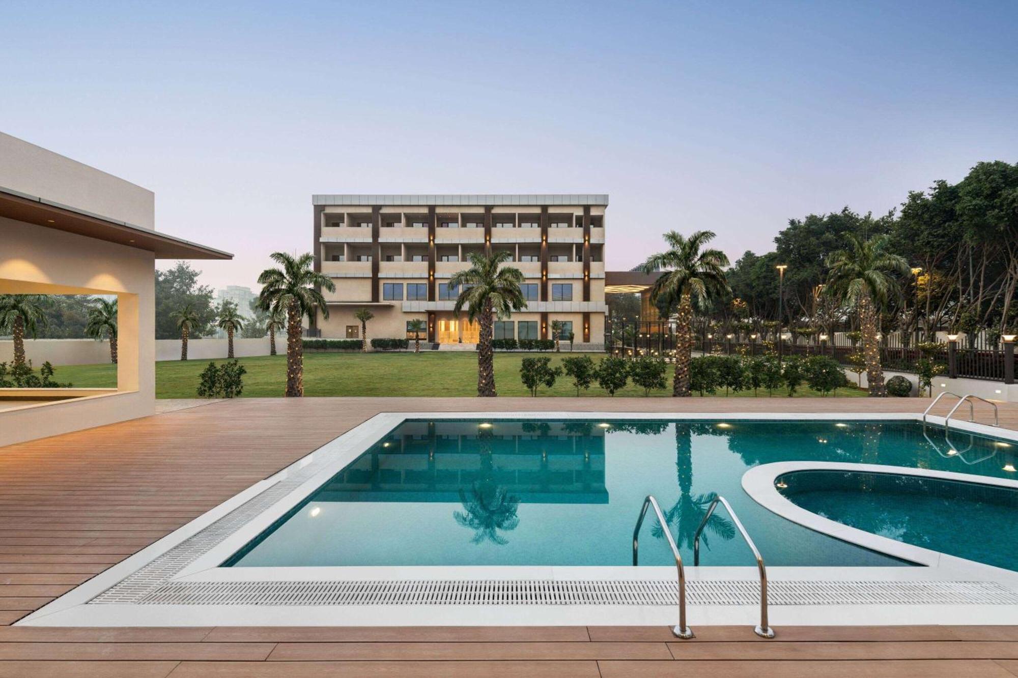 Wyndham Garden Sonipat Murthal ภายนอก รูปภาพ