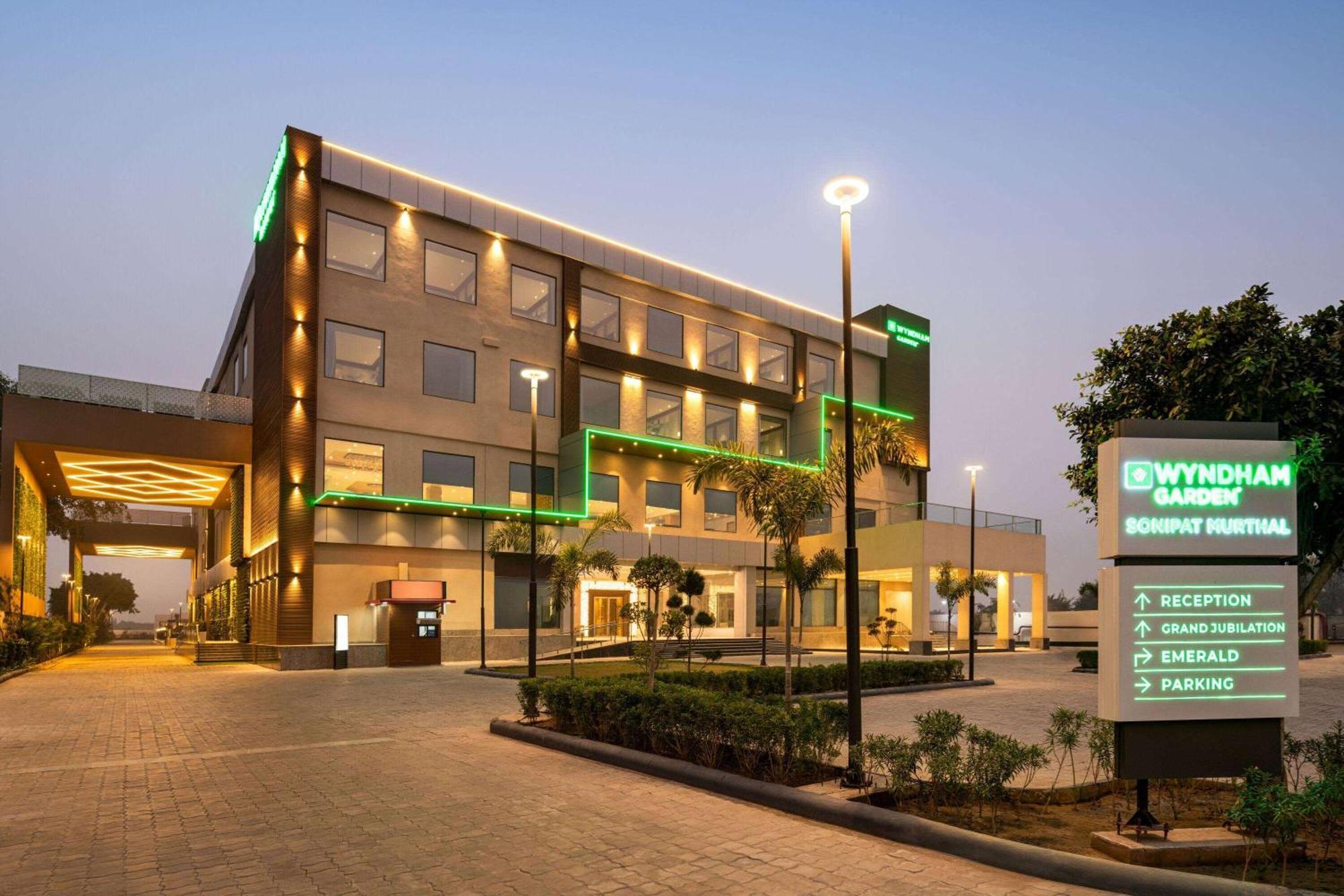Wyndham Garden Sonipat Murthal ภายนอก รูปภาพ